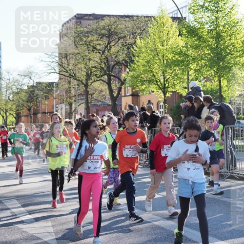 25.04.2025 - Das Zehntel MichiJ http://msf.ph/oto/7702235 26.04.2025 08:52:36 Laufen 2177, 2162 meine-sportfotos.de