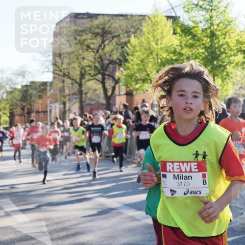 25.04.2025 - Das Zehntel MichiJ http://msf.ph/oto/7702277 26.04.2025 08:52:39 Laufen 3170 meine-sportfotos.de