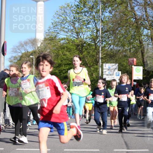 25.04.2025 - Das Zehntel Jannik Wohlers http://msf.ph/oto/7722476 26.04.2025 08:52:38 Laufen 1044, 124 meine-sportfotos.de