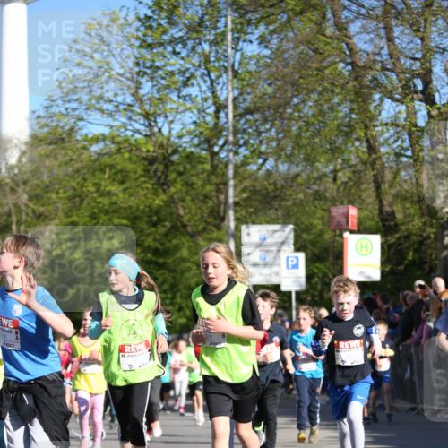 25.04.2025 - Das Zehntel Jannik Wohlers http://msf.ph/oto/7725167 26.04.2025 08:51:45 Laufen 2009 meine-sportfotos.de