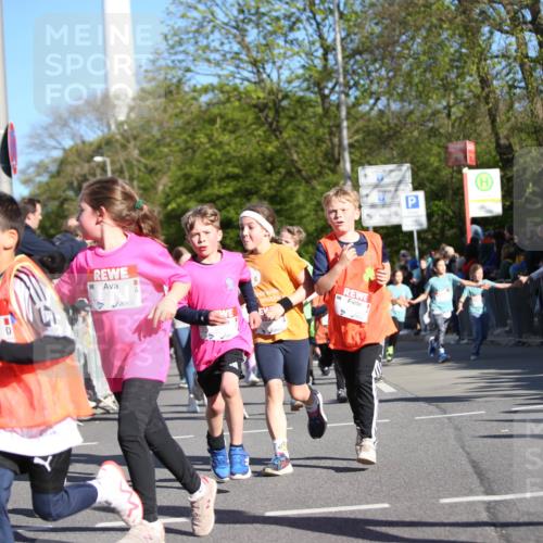 25.04.2025 - Das Zehntel Jannik Wohlers http://msf.ph/oto/7726612 26.04.2025 08:51:11 Laufen 3523 meine-sportfotos.de