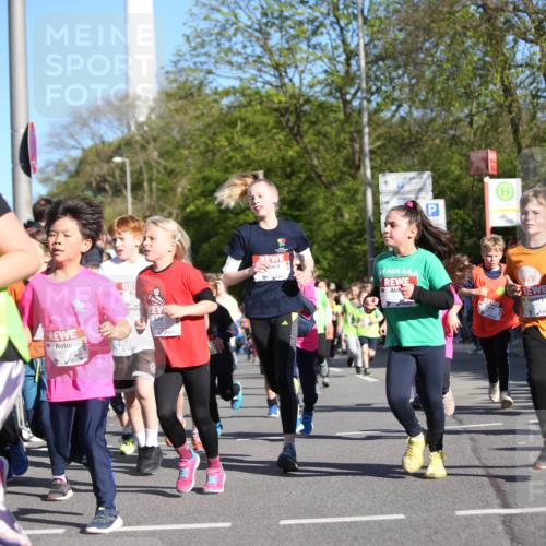 25.04.2025 - Das Zehntel Jannik Wohlers http://msf.ph/oto/7726712 26.04.2025 08:51:09 Laufen 2041, 77, 3912 meine-sportfotos.de