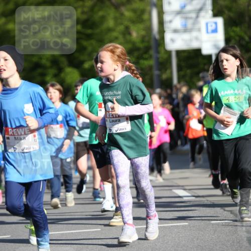 25.04.2025 - Das Zehntel Jannik Wohlers http://msf.ph/oto/7726851 26.04.2025 08:51:04 Laufen 1992, 1273, 1531 meine-sportfotos.de