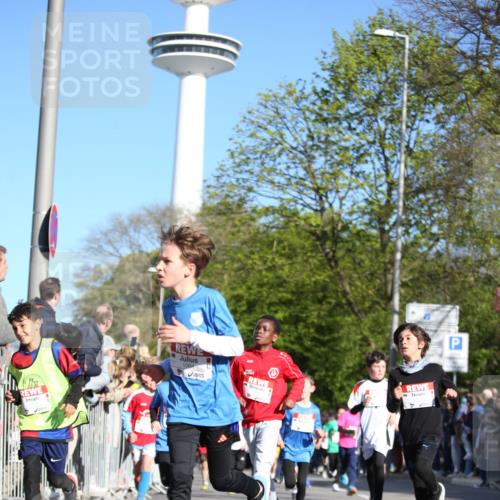 25.04.2025 - Das Zehntel Jannik Wohlers http://msf.ph/oto/7730533 26.04.2025 08:48:42 Laufen 1984 meine-sportfotos.de