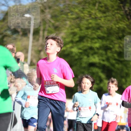 25.04.2025 - Das Zehntel Jannik Wohlers http://msf.ph/oto/7730950 26.04.2025 08:48:11 Laufen 3472 meine-sportfotos.de