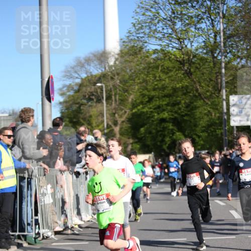 25.04.2025 - Das Zehntel Jannik Wohlers http://msf.ph/oto/7732605 26.04.2025 08:46:35 Laufen 3049 meine-sportfotos.de