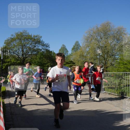 25.04.2025 - Das Zehntel Zöllner http://msf.ph/oto/7753273 26.04.2025 08:44:00 Laufen 2863 meine-sportfotos.de