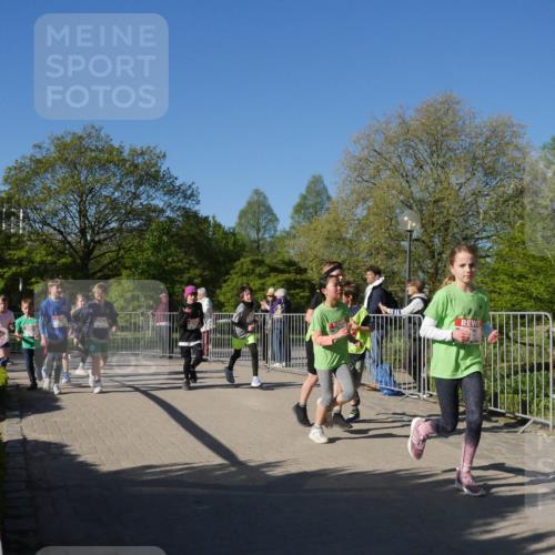 25.04.2025 - Das Zehntel Zöllner http://msf.ph/oto/7753360 26.04.2025 08:44:08 Laufen  meine-sportfotos.de