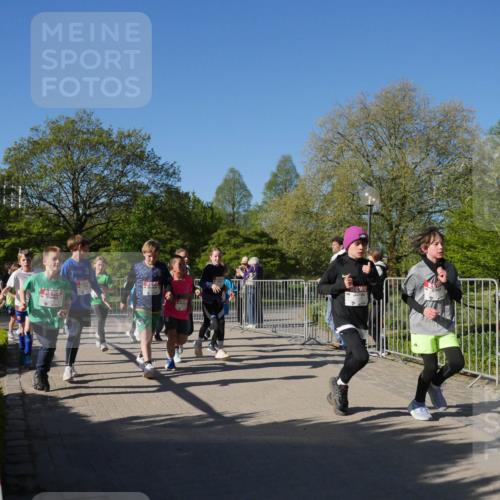 25.04.2025 - Das Zehntel Zöllner http://msf.ph/oto/7753377 26.04.2025 08:44:09 Laufen  meine-sportfotos.de