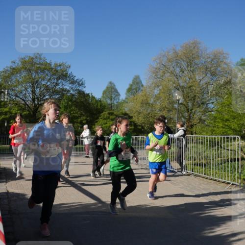 25.04.2025 - Das Zehntel Zöllner http://msf.ph/oto/7753452 26.04.2025 08:44:17 Laufen  meine-sportfotos.de