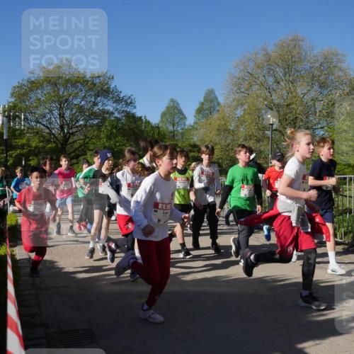 25.04.2025 - Das Zehntel Zöllner http://msf.ph/oto/7754038 26.04.2025 08:45:12 Laufen 1731 meine-sportfotos.de
