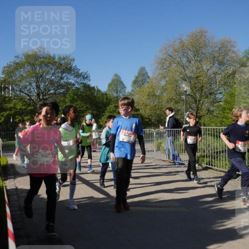 25.04.2025 - Das Zehntel Zöllner http://msf.ph/oto/7754484 26.04.2025 08:45:53 Laufen 3317 meine-sportfotos.de