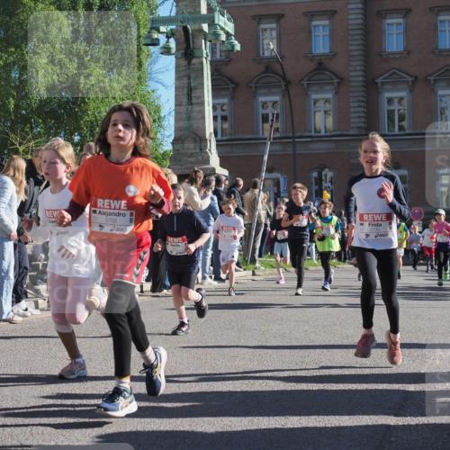 25.04.2025 - Das Zehntel KatJ http://msf.ph/oto/7754557 26.04.2025 08:52:00 Laufen 3768, 2611, 1730 meine-sportfotos.de