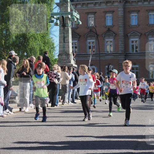 25.04.2025 - Das Zehntel KatJ http://msf.ph/oto/7754645 26.04.2025 08:52:03 Laufen 1124 meine-sportfotos.de