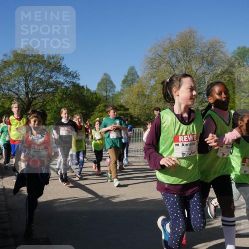 25.04.2025 - Das Zehntel Zöllner http://msf.ph/oto/7754722 26.04.2025 08:46:18 Laufen 2765, 1530, 1520, 1520 meine-sportfotos.de