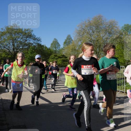 25.04.2025 - Das Zehntel Zöllner http://msf.ph/oto/7754736 26.04.2025 08:46:19 Laufen 2712, 1275 meine-sportfotos.de