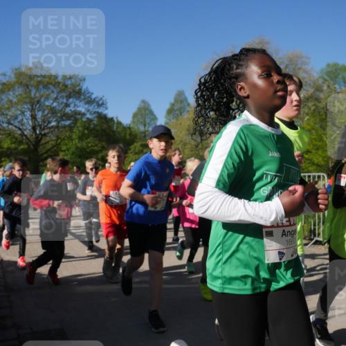 25.04.2025 - Das Zehntel Zöllner http://msf.ph/oto/7754766 26.04.2025 08:46:22 Laufen 1660, 1660 meine-sportfotos.de