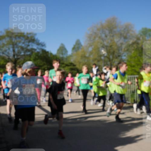 25.04.2025 - Das Zehntel Zöllner http://msf.ph/oto/7754782 26.04.2025 08:46:24 Laufen  meine-sportfotos.de