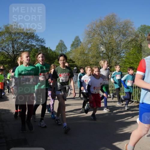 25.04.2025 - Das Zehntel Zöllner http://msf.ph/oto/7754864 26.04.2025 08:46:33 Laufen 9, 3094 meine-sportfotos.de