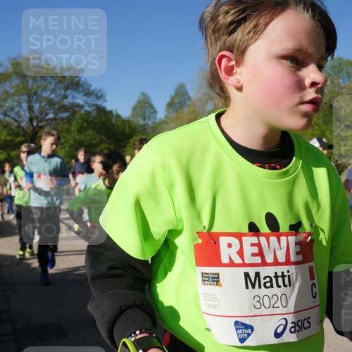 25.04.2025 - Das Zehntel Zöllner http://msf.ph/oto/7754896 26.04.2025 08:46:36 Laufen 2017, 08, 30, 3020, 3020 meine-sportfotos.de