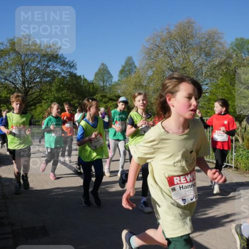 25.04.2025 - Das Zehntel Zöllner http://msf.ph/oto/7754920 26.04.2025 08:46:39 Laufen 2125 meine-sportfotos.de