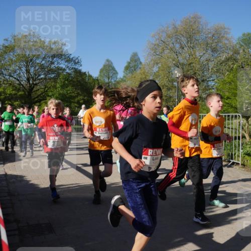 25.04.2025 - Das Zehntel Zöllner http://msf.ph/oto/7755019 26.04.2025 08:46:50 Laufen 108 meine-sportfotos.de