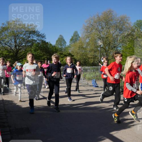 25.04.2025 - Das Zehntel Zöllner http://msf.ph/oto/7755138 26.04.2025 08:47:01 Laufen  meine-sportfotos.de
