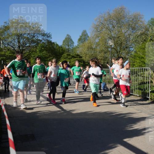 25.04.2025 - Das Zehntel Zöllner http://msf.ph/oto/7755291 26.04.2025 08:47:17 Laufen  meine-sportfotos.de