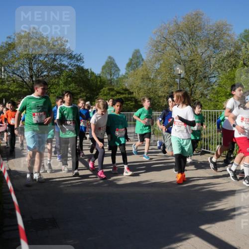 25.04.2025 - Das Zehntel Zöllner http://msf.ph/oto/7755296 26.04.2025 08:47:18 Laufen  meine-sportfotos.de