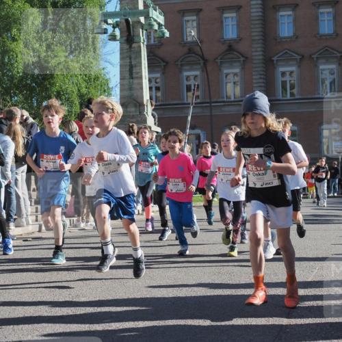 25.04.2025 - Das Zehntel KatJ http://msf.ph/oto/7755407 26.04.2025 08:52:32 Laufen 2820, 3420, 2024, 3862 meine-sportfotos.de