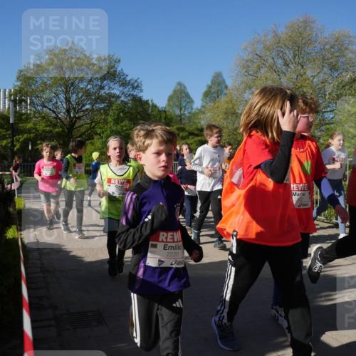 25.04.2025 - Das Zehntel Zöllner http://msf.ph/oto/7755496 26.04.2025 08:47:37 Laufen 2220, 2802 meine-sportfotos.de