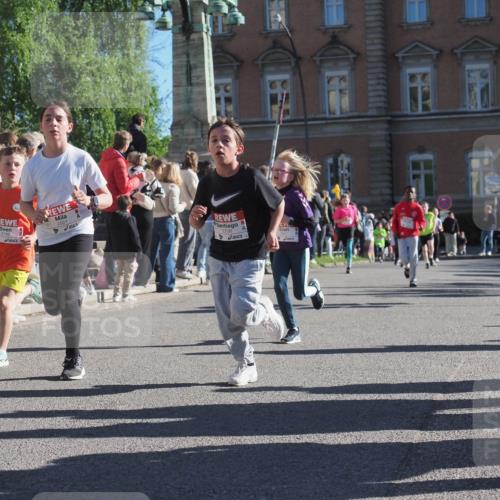 25.04.2025 - Das Zehntel KatJ http://msf.ph/oto/7755559 26.04.2025 08:52:39 Laufen 2851, 2708 meine-sportfotos.de