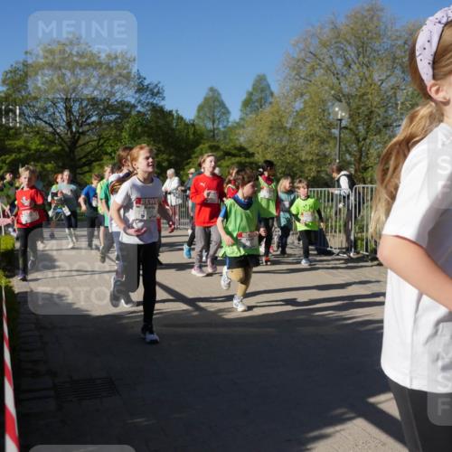 25.04.2025 - Das Zehntel Zöllner http://msf.ph/oto/7755570 26.04.2025 08:47:45 Laufen 2845, 28 meine-sportfotos.de