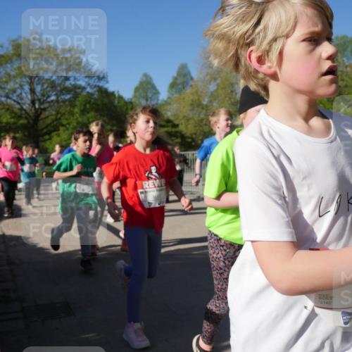 25.04.2025 - Das Zehntel Zöllner http://msf.ph/oto/7755652 26.04.2025 08:47:53 Laufen 1067, 2145 meine-sportfotos.de