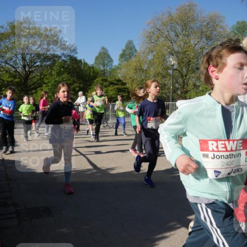 25.04.2025 - Das Zehntel Zöllner http://msf.ph/oto/7755737 26.04.2025 08:48:01 Laufen 2407 meine-sportfotos.de