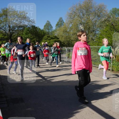 25.04.2025 - Das Zehntel Zöllner http://msf.ph/oto/7755809 26.04.2025 08:48:08 Laufen 3896 meine-sportfotos.de