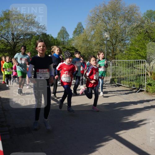 25.04.2025 - Das Zehntel Zöllner http://msf.ph/oto/7755819 26.04.2025 08:48:09 Laufen 3955, 1912 meine-sportfotos.de