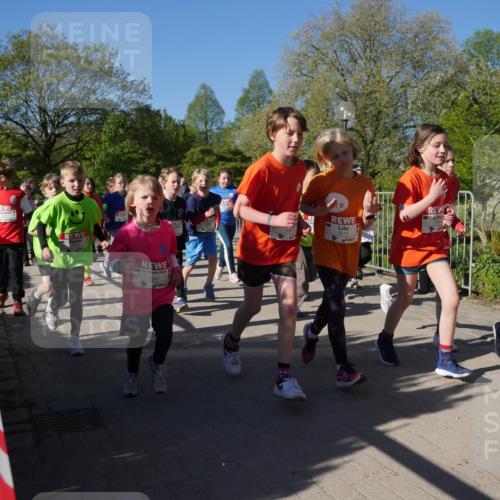 25.04.2025 - Das Zehntel Zöllner http://msf.ph/oto/7755844 26.04.2025 08:48:11 Laufen 3245, 3818 meine-sportfotos.de
