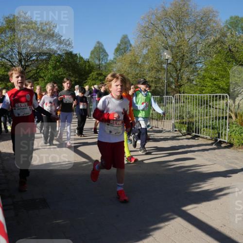 25.04.2025 - Das Zehntel Zöllner http://msf.ph/oto/7755876 26.04.2025 08:48:14 Laufen 3859, 1693 meine-sportfotos.de
