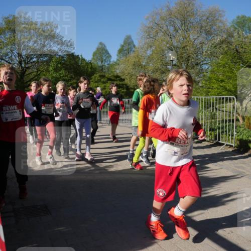 25.04.2025 - Das Zehntel Zöllner http://msf.ph/oto/7755880 26.04.2025 08:48:14 Laufen 3859, 1693 meine-sportfotos.de