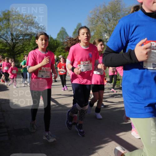 25.04.2025 - Das Zehntel Zöllner http://msf.ph/oto/7755932 26.04.2025 08:48:19 Laufen 3463, 3480, 1244 meine-sportfotos.de