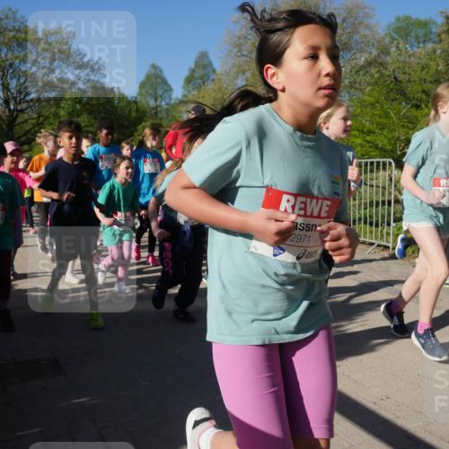 25.04.2025 - Das Zehntel Zöllner http://msf.ph/oto/7756262 26.04.2025 08:48:50 Laufen 2971 meine-sportfotos.de