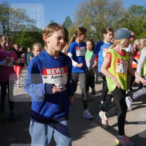 25.04.2025 - Das Zehntel Zöllner http://msf.ph/oto/7756312 26.04.2025 08:48:54 Laufen 2276, 8127 meine-sportfotos.de