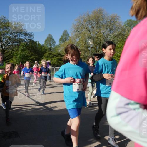 25.04.2025 - Das Zehntel Zöllner http://msf.ph/oto/7756418 26.04.2025 08:49:03 Laufen 207 meine-sportfotos.de