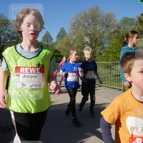 25.04.2025 - Das Zehntel Zöllner http://msf.ph/oto/7756436 26.04.2025 08:49:05 Laufen 3147, 1392 meine-sportfotos.de
