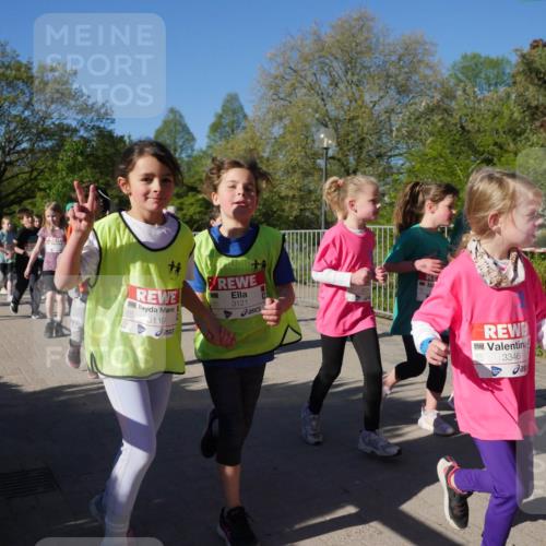 25.04.2025 - Das Zehntel Zöllner http://msf.ph/oto/7756476 26.04.2025 08:49:08 Laufen 3121, 3119, 3346 meine-sportfotos.de