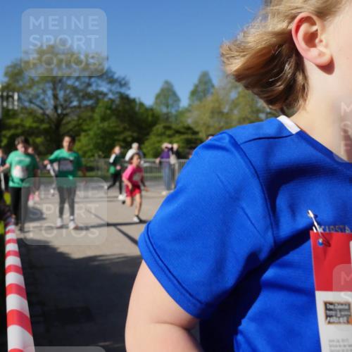 25.04.2025 - Das Zehntel Zöllner http://msf.ph/oto/7756882 26.04.2025 08:49:45 Laufen 22 meine-sportfotos.de