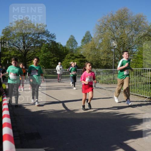 25.04.2025 - Das Zehntel Zöllner http://msf.ph/oto/7756893 26.04.2025 08:49:46 Laufen  meine-sportfotos.de