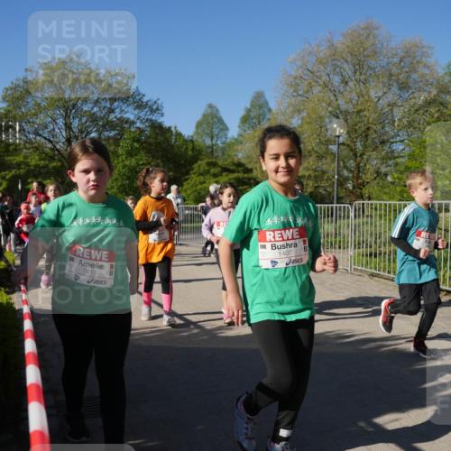 25.04.2025 - Das Zehntel Zöllner http://msf.ph/oto/7756917 26.04.2025 08:49:48 Laufen 1415, 1407 meine-sportfotos.de