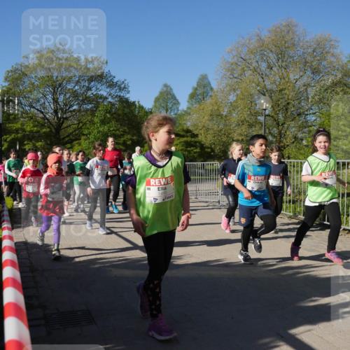 25.04.2025 - Das Zehntel Zöllner http://msf.ph/oto/7756946 26.04.2025 08:49:51 Laufen 1495 meine-sportfotos.de